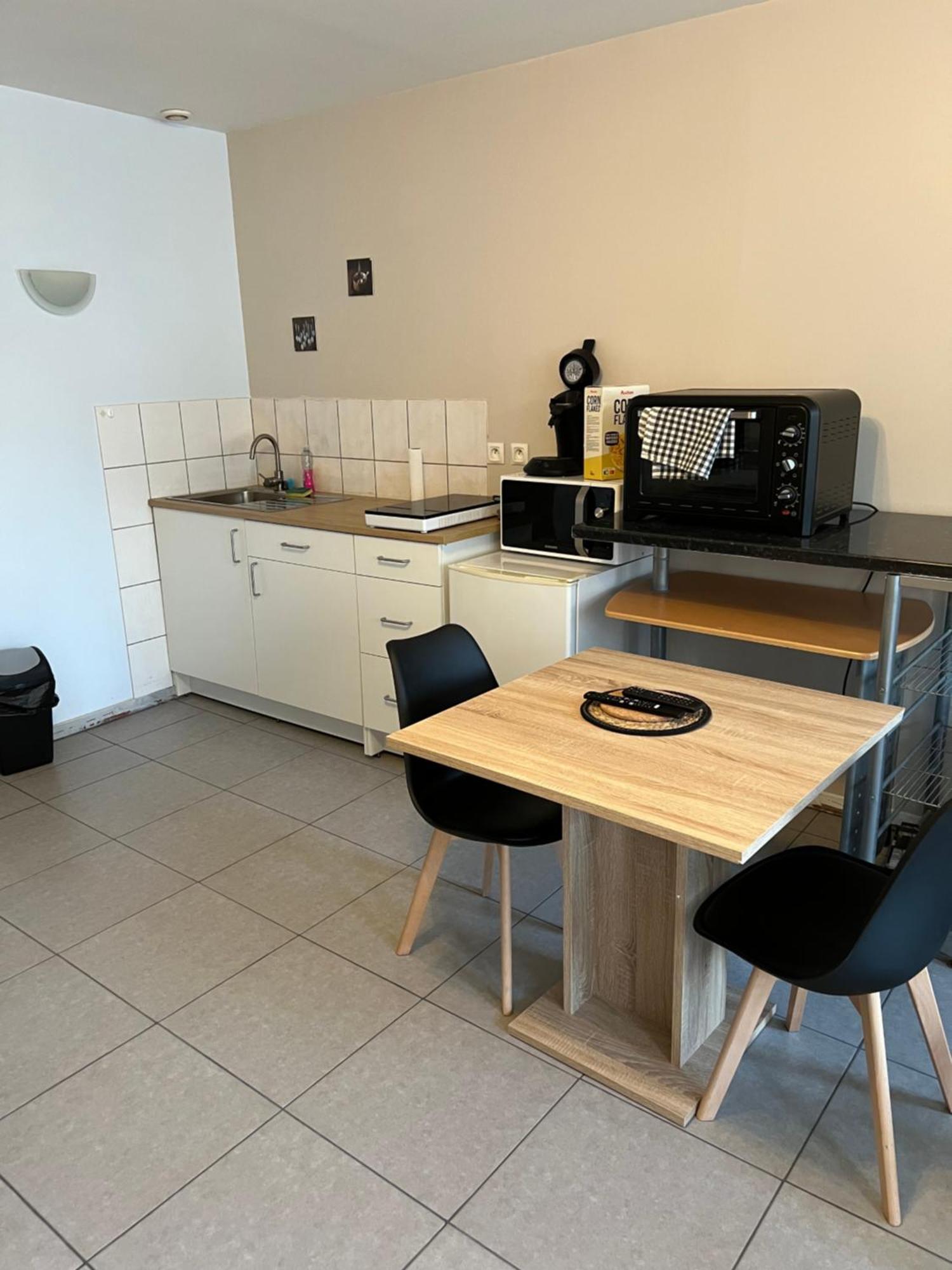 Cosy Studio La Celle-sur-Loire Extérieur photo